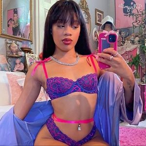 Savage X Fenty Ribbon Writing Unlined Lace Balconette Bra